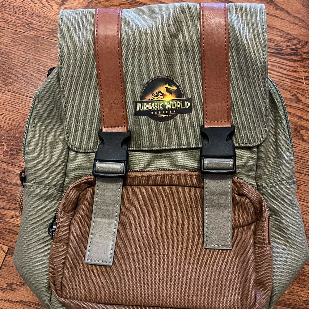 Jurassic World Kids Explorer Backpack - Olive and Brown BRAND NEW, NEVER USED